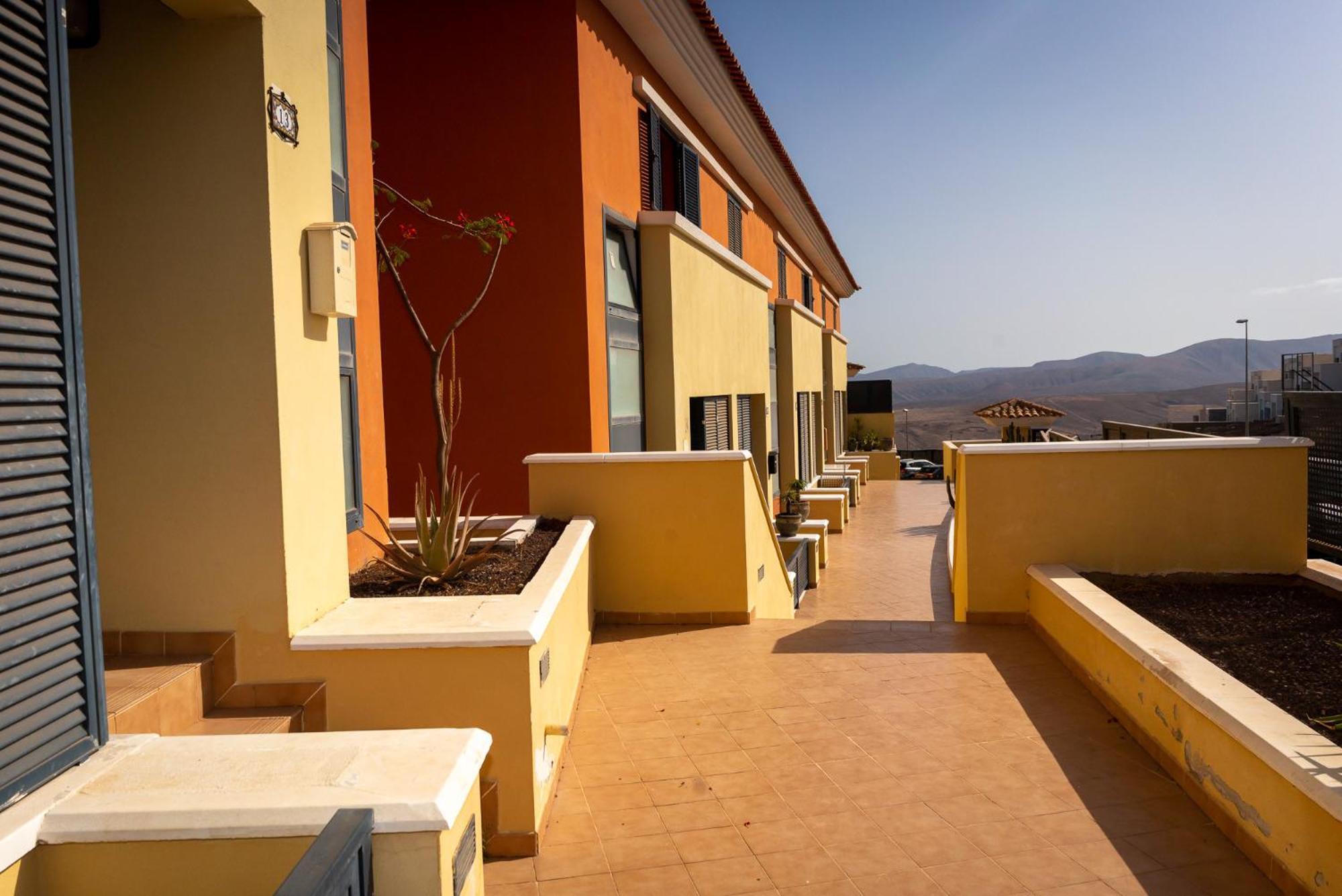 Lucky Thirteen - Apartment With Ocean View Caleta De Fuste Exteriör bild