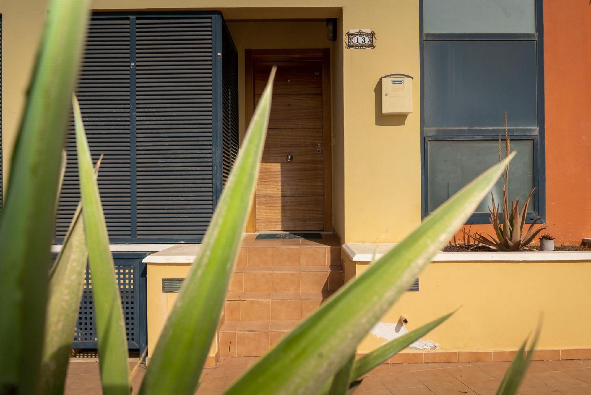 Lucky Thirteen - Apartment With Ocean View Caleta De Fuste Exteriör bild